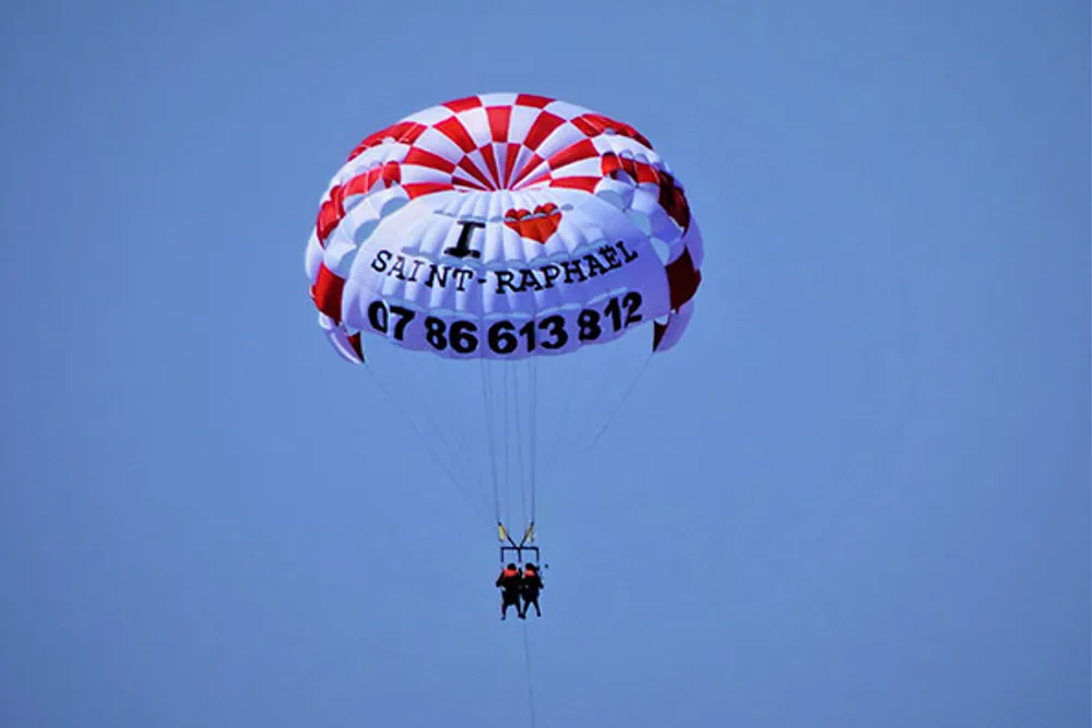 Parachute ascensionnel